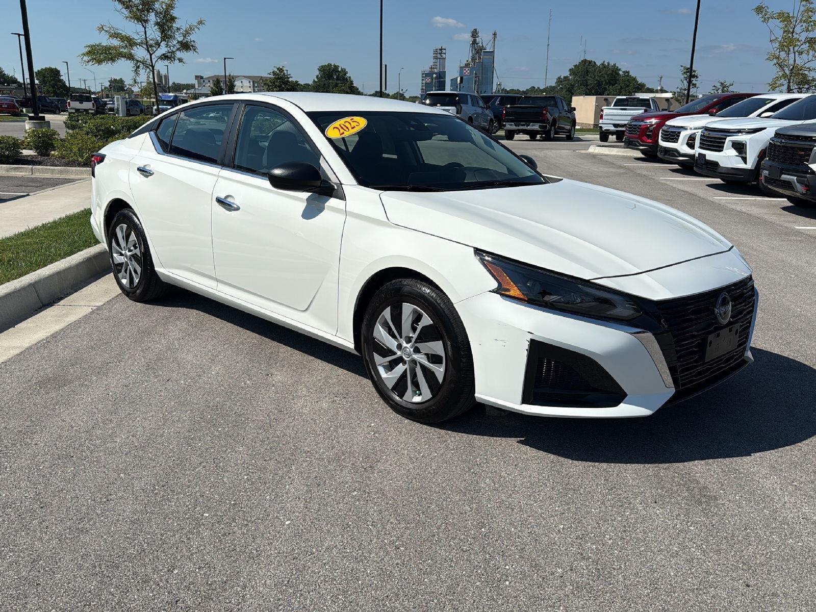 Used 2025 Nissan Altima S with VIN 1N4BL4BV5SN318840 for sale in Kansas City