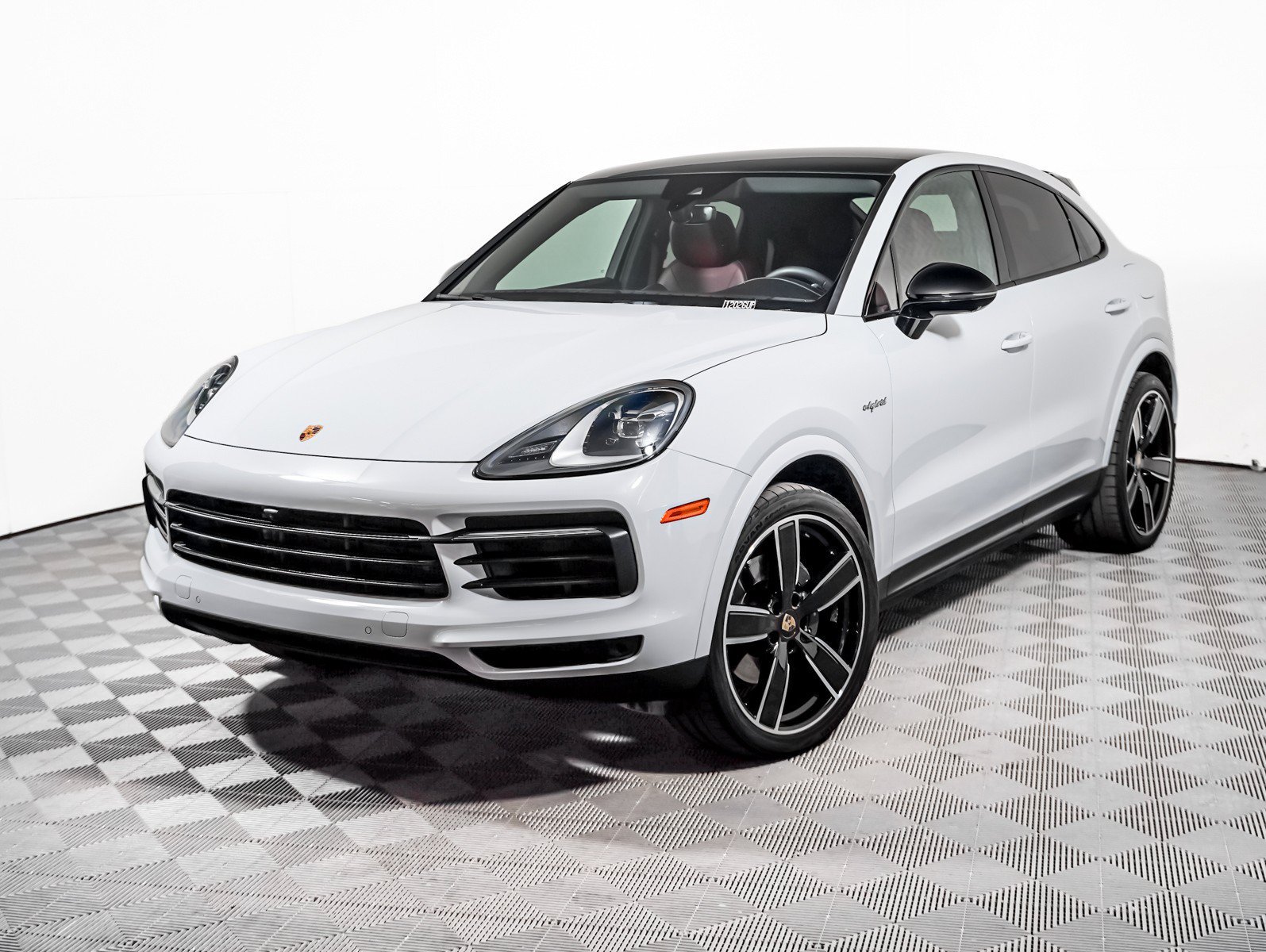 Certified Used 2023 CARRARA WHITE Porsche E-Hybrid Coupe image 1