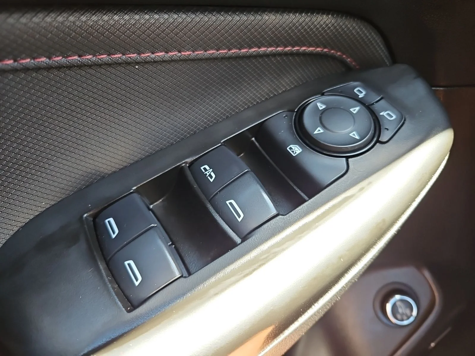 Used 2022 Black Chevrolet RS image 27