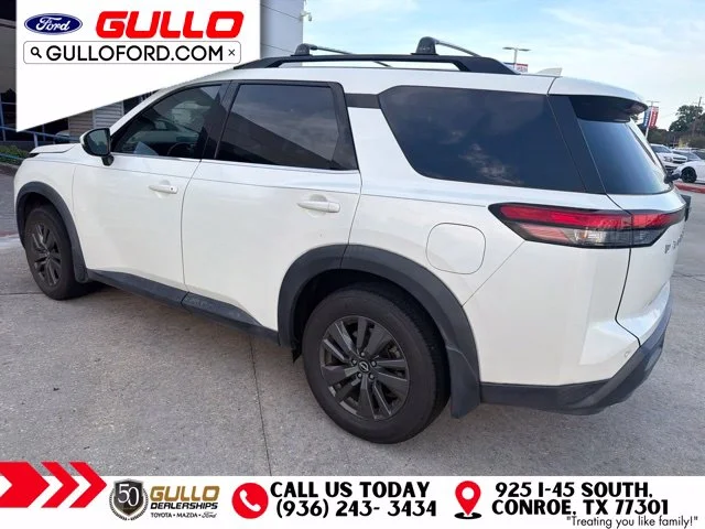 Certified Used 2022 White Nissan SV image 3