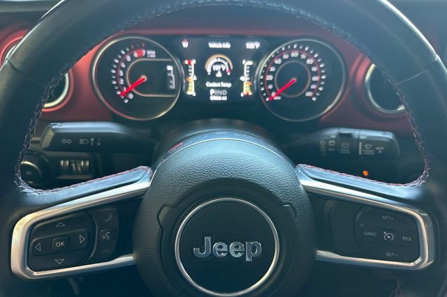 Certified Used 2021 White Jeep Unlimited Rubicon image 23