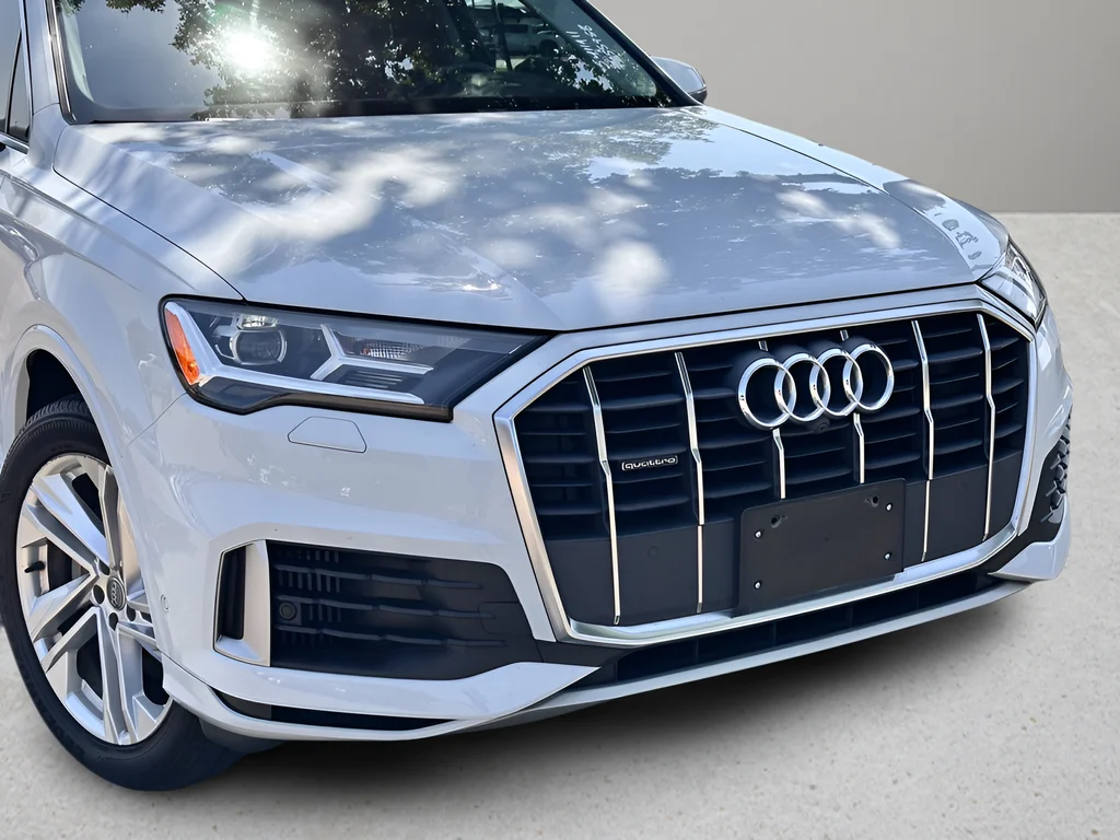 Used 2020 White Audi 55 Premium Plus image 29
