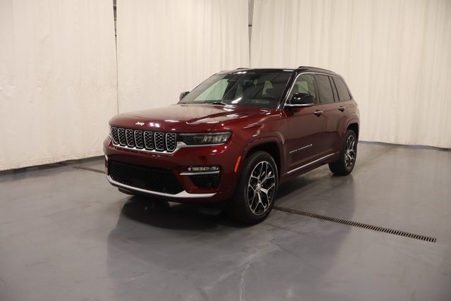 2025 Jeep Grand Cherokee Summit Reserve photo 2