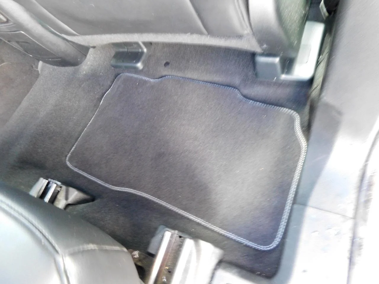Used 2024 Carbonized Gray Metallic Ford XLT RWD image 12