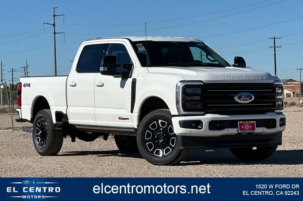 2026 Ford F-350 Platinum 4x4 Crew Cab 6-3/4' Box SRW's photo