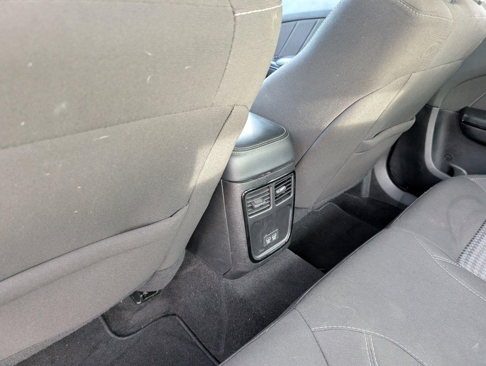 Used 2023 Sublime Metallic Clearcoat Dodge SXT image 32