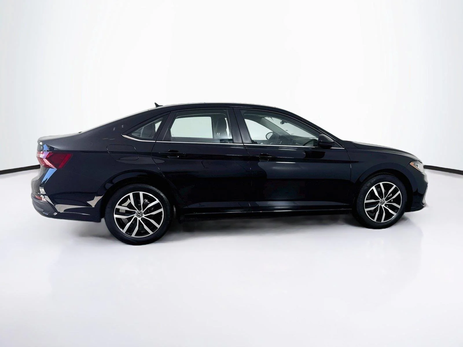 New 2027 Deep Black Pearl Volkswagen SE image 8