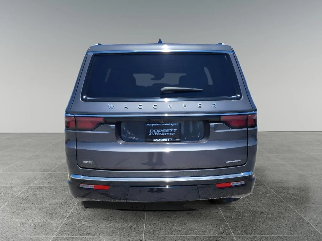 Used 2024 Baltic Gray Metallic Clearcoat Jeep Series III image 7