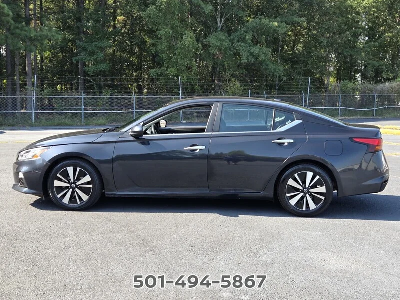 Used 2021 Blue Metallic NISSAN 2.5 SV image 2