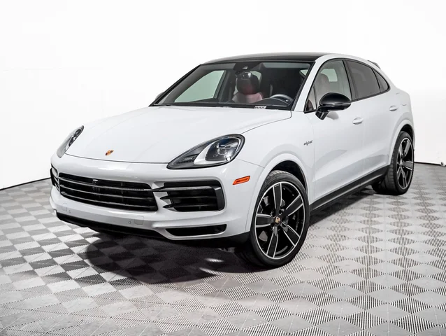 2023 Porsche Cayenne E-Hybrid Coupe