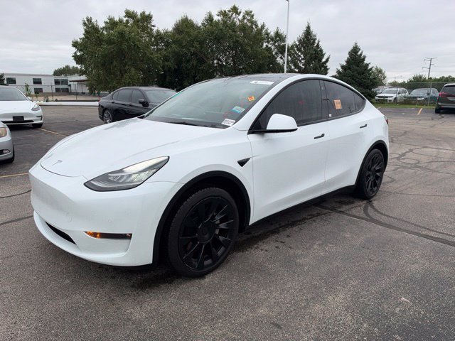 Used 2021 Tesla Model Y Standard Range with VIN 5YJYGAEDXMF181647 for sale in Bloomington, IL