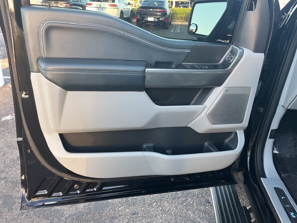 Used 2022 Black Ford Limited image 10