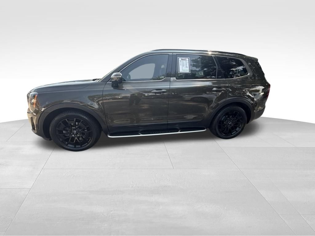 Used 2022 Green Kia SX image 2