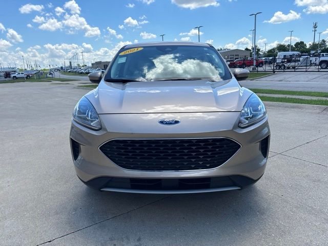 Used 2021 Gold Ford SE image 4