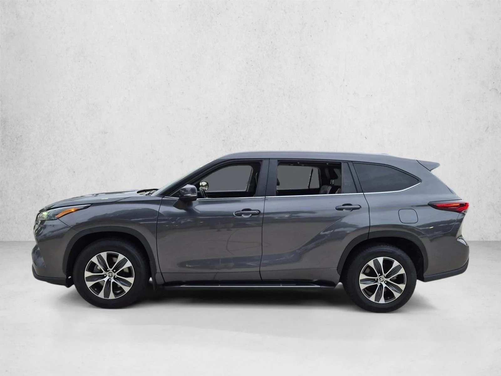 Used 2024 Magnetic Gray Metallic Toyota XLE image 8