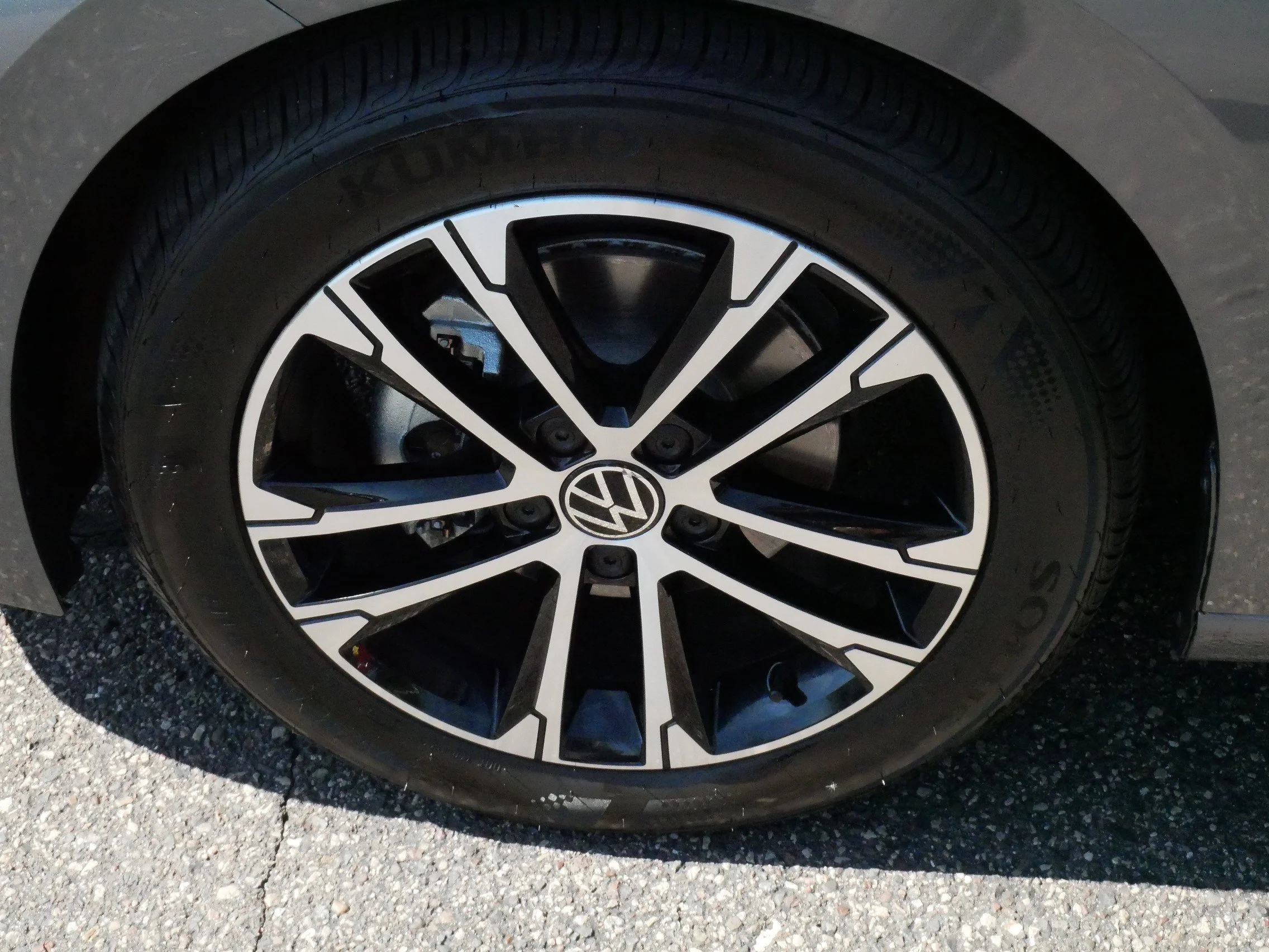 Certified Used 2024 Platinum Gray Metallic Volkswagen Sport image 15