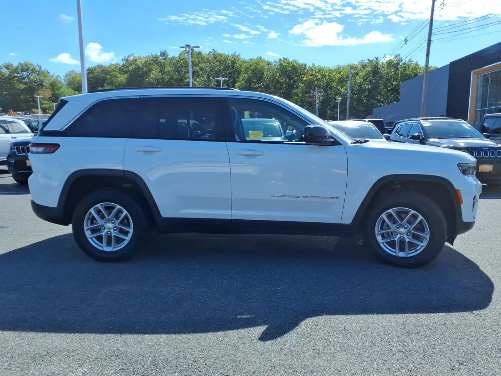 Certified Used 2023 Bright White Clearcoat Jeep Laredo X image 6