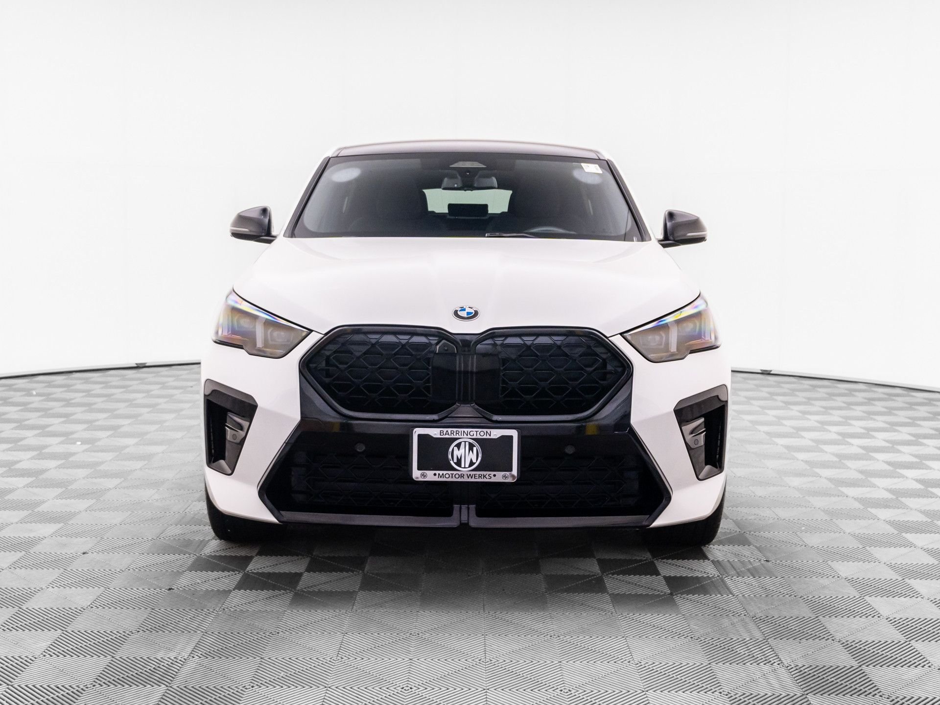 Certified Used 2026 Alpine White BMW xDrive28i image 9