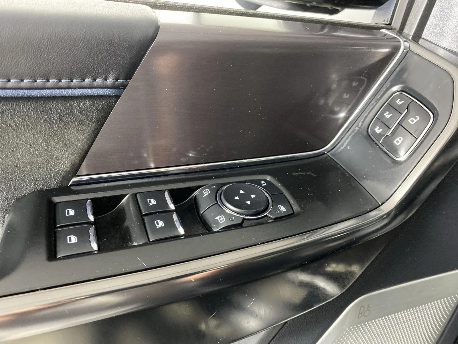 Used 2024 Agate Black Ford Platinum image 18