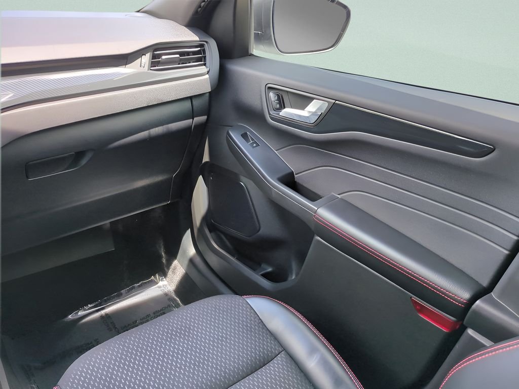 Used 2023 White Ford ST-Line image 30