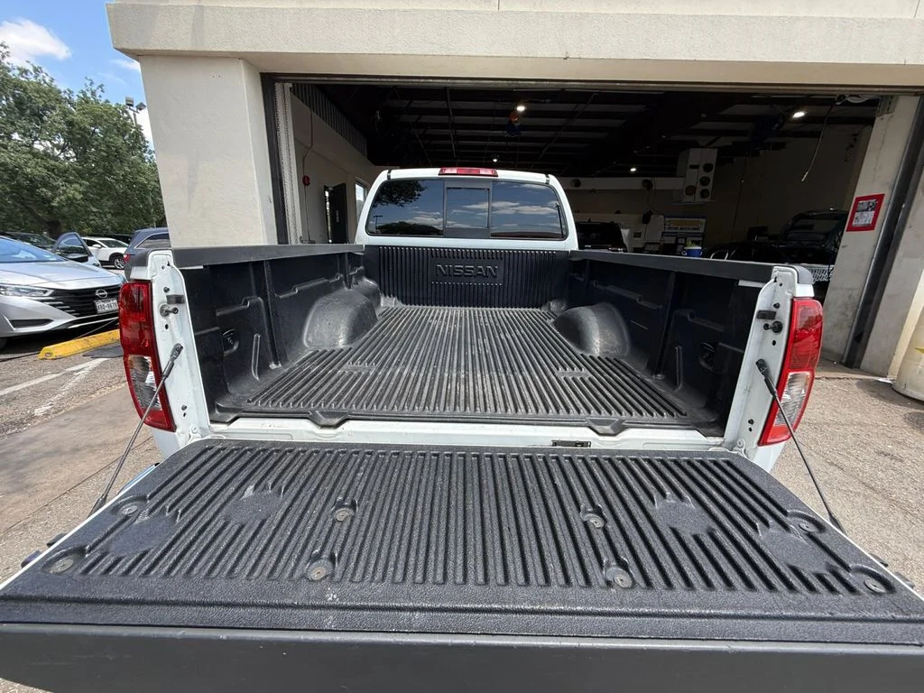 Used 2019 White Nissan SV image 19