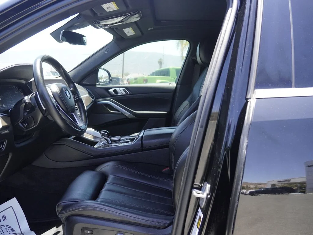 Certified Used 2022 Black BMW xDrive40i image 22
