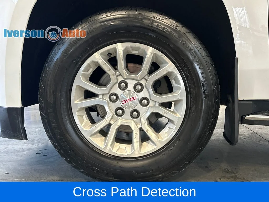 Used 2018 White GMC SLT image 12