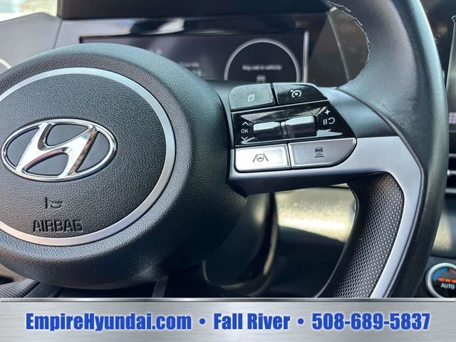 Used 2022 Black Hyundai SEL image 19