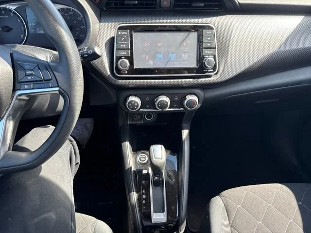 2020 Nissan Kicks S - Photo 16