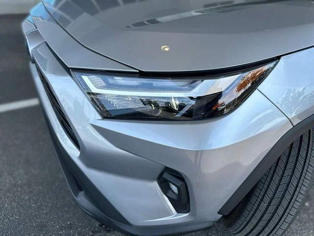 Used 2024 Silver Toyota XLE Premium image 9