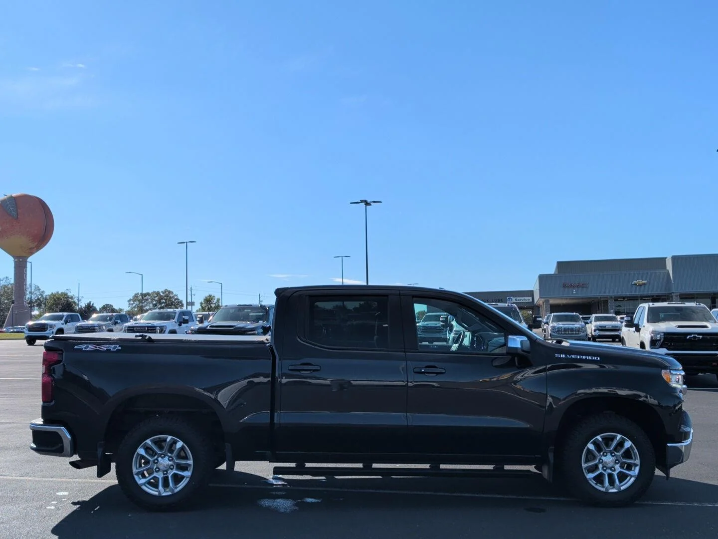 Used 2024 Dark Ash Metallic Chevrolet LT (2FL) image 6