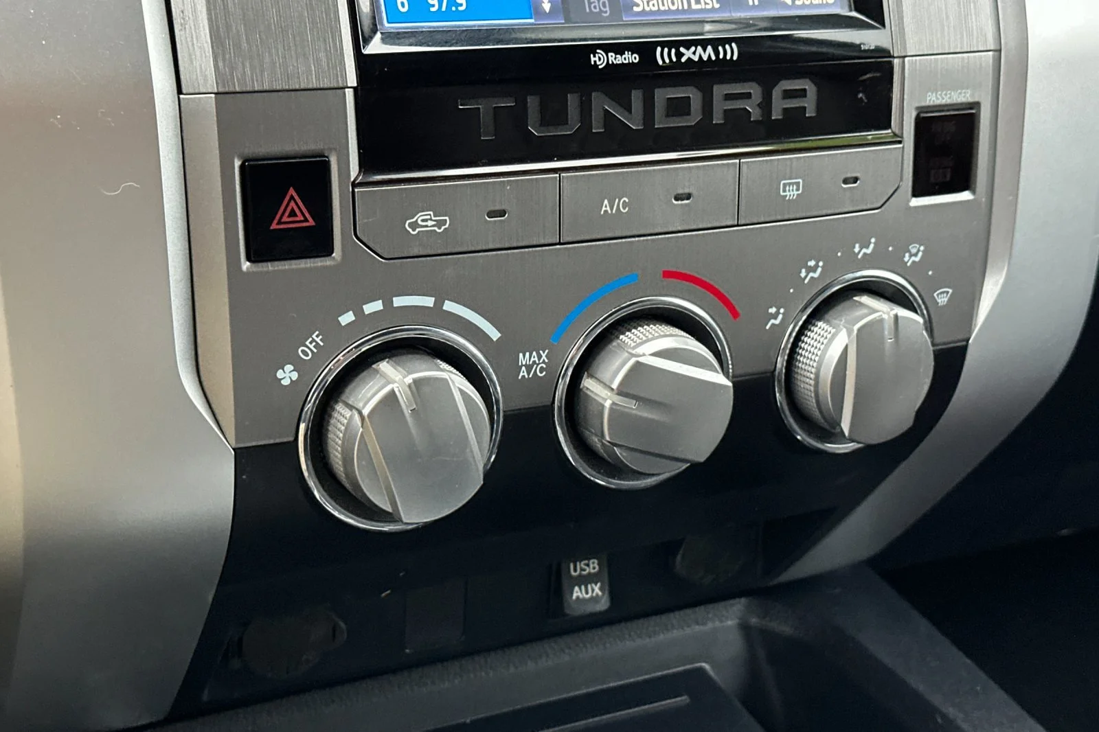 Used 2017 Black Toyota SR5 image 19