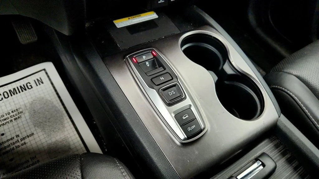 Used 2023 Platinum White Pearl Honda EX-L AWD image 16