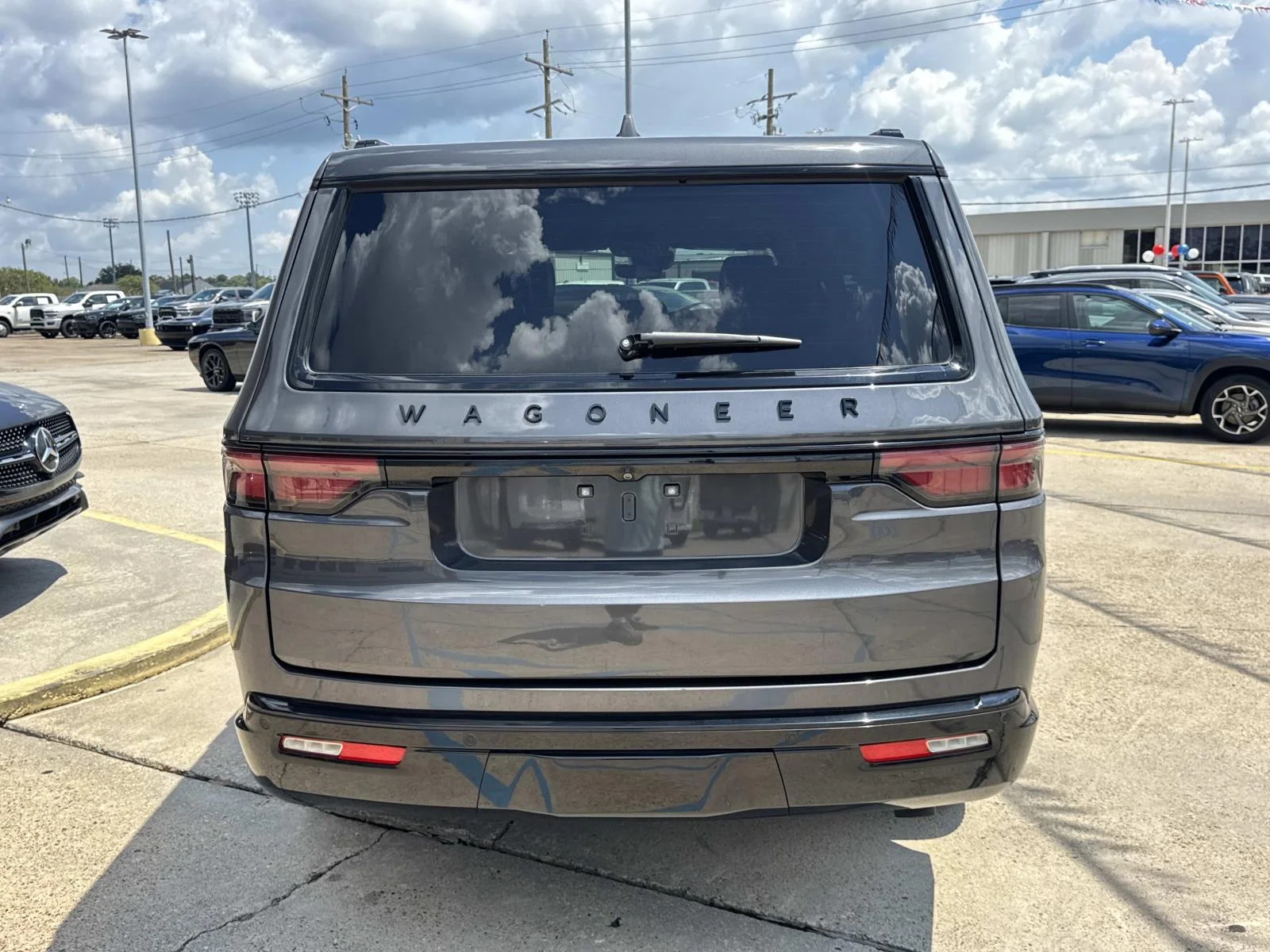 Used 2023 Baltic Gray Metallic Clearcoat Jeep Series II Carbide image 6