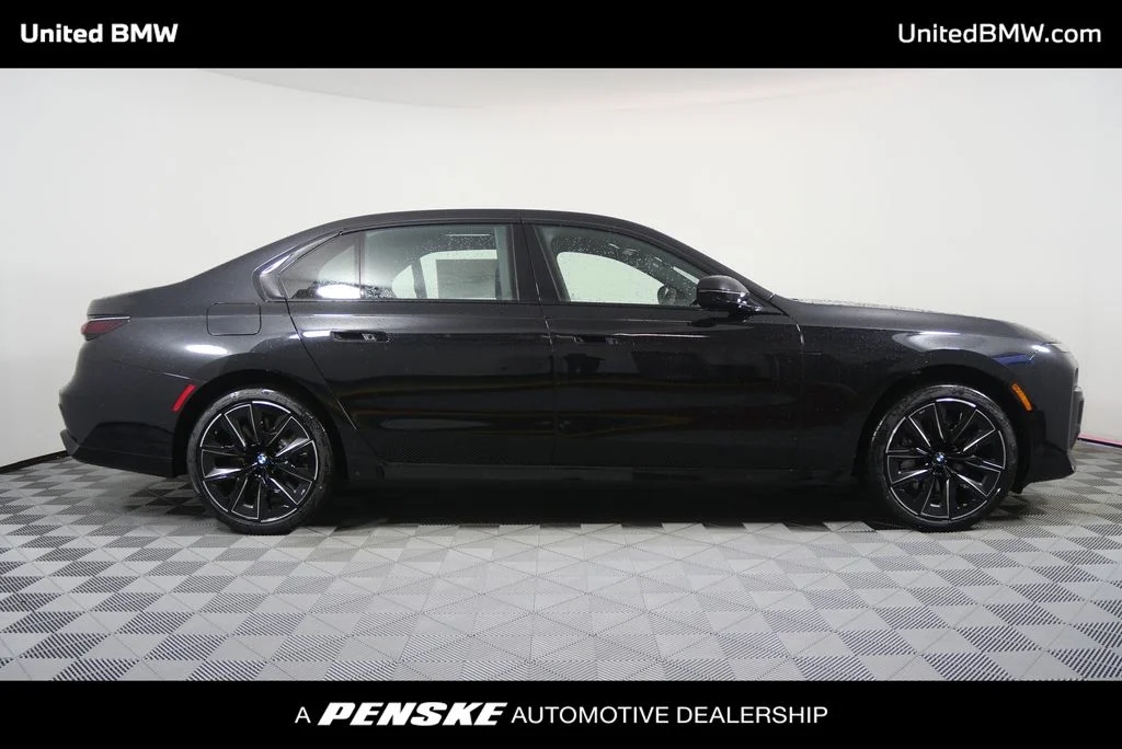 New 2026 Black Sapphire Metallic BMW 760i xDrive image 2