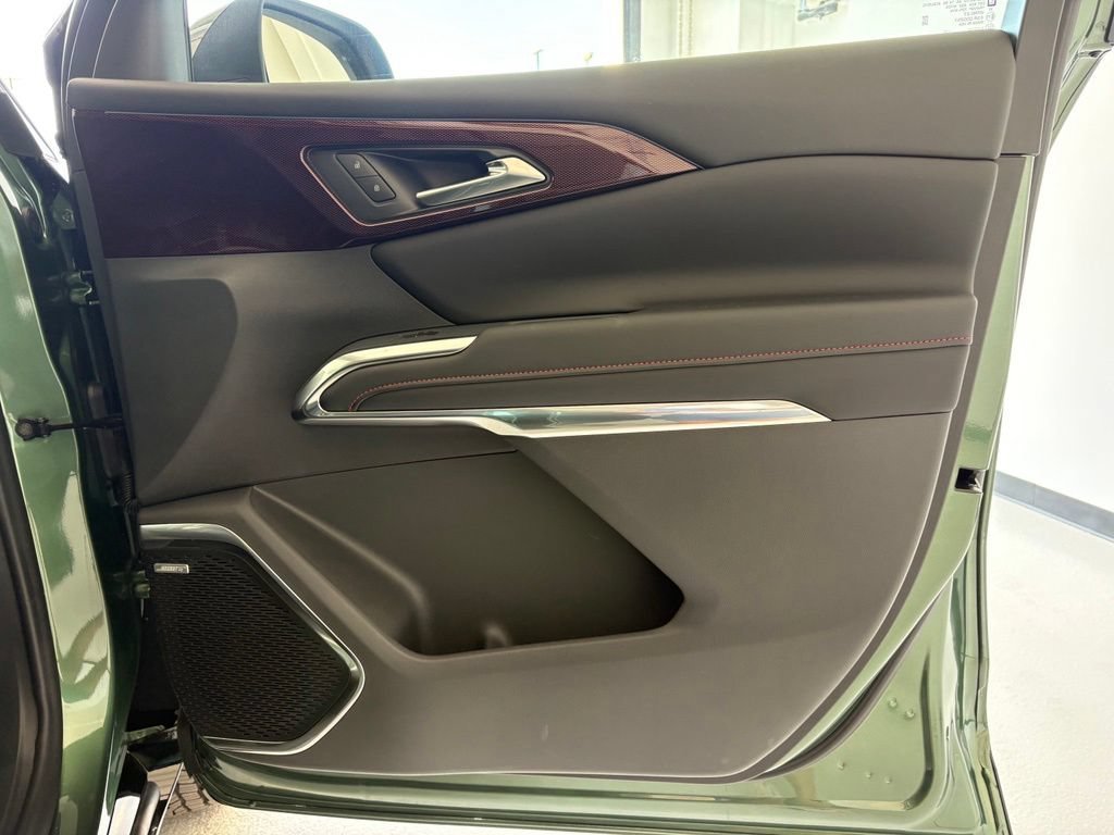 2027 Chevrolet Traverse RS - Photo 49