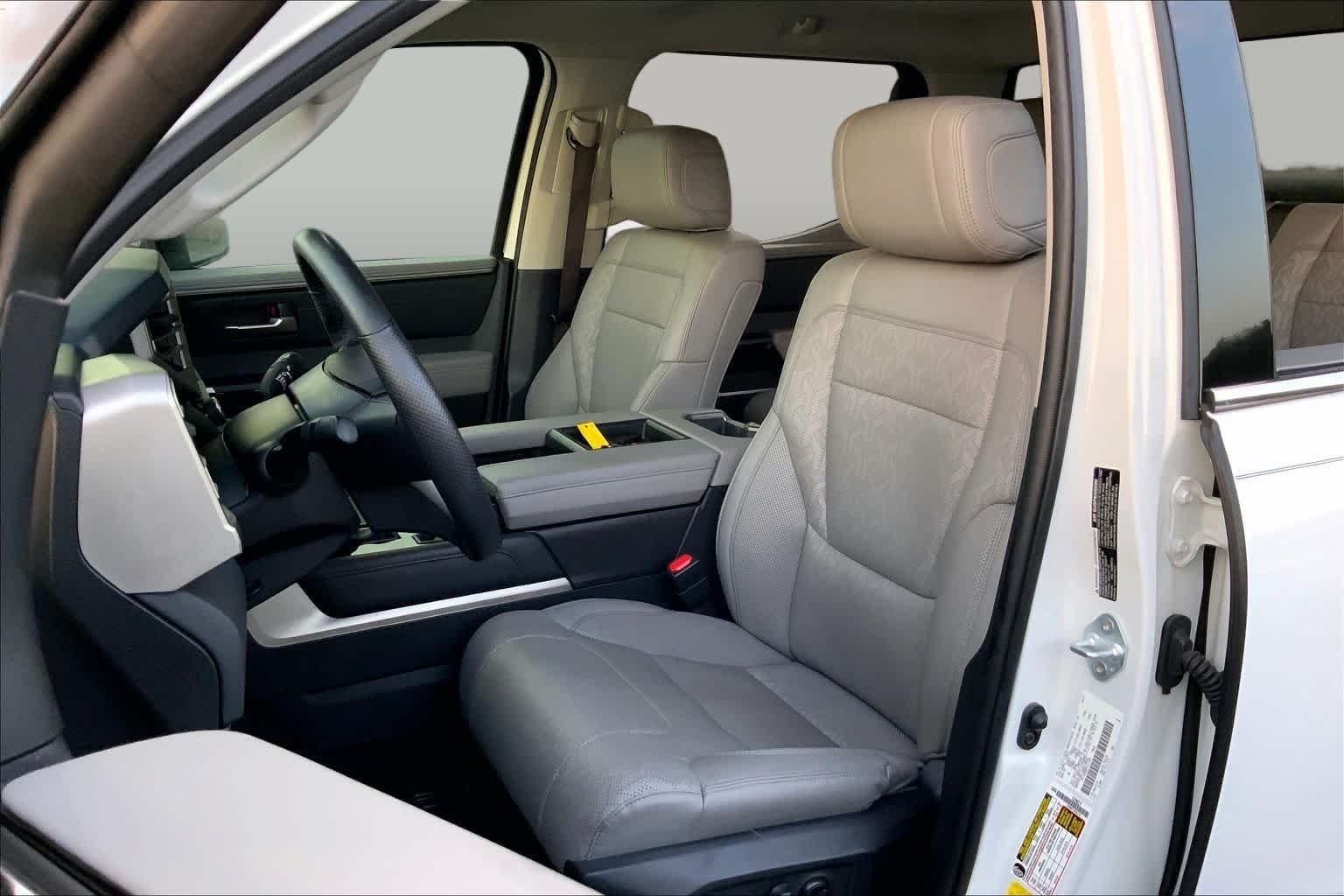Used 2023 Ice Cap Toyota Limited image 8