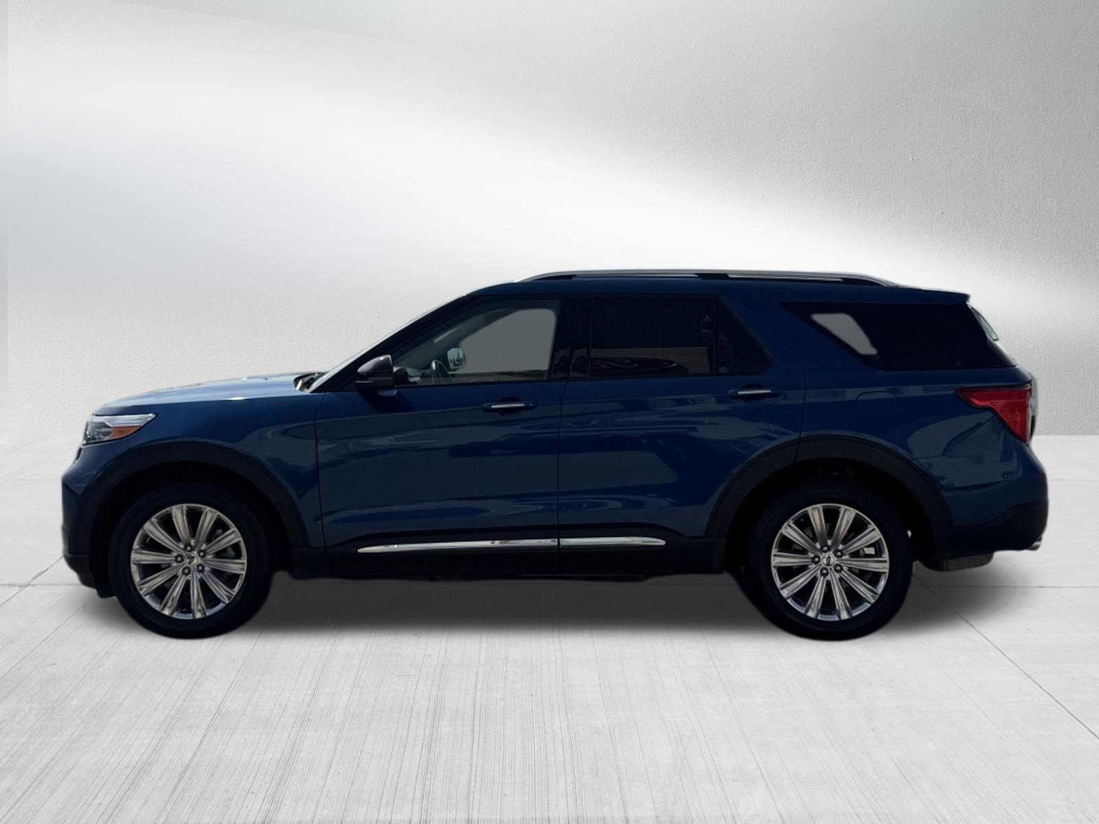 Certified Used 2022 Atlas Blue Metallic Ford Limited image 4