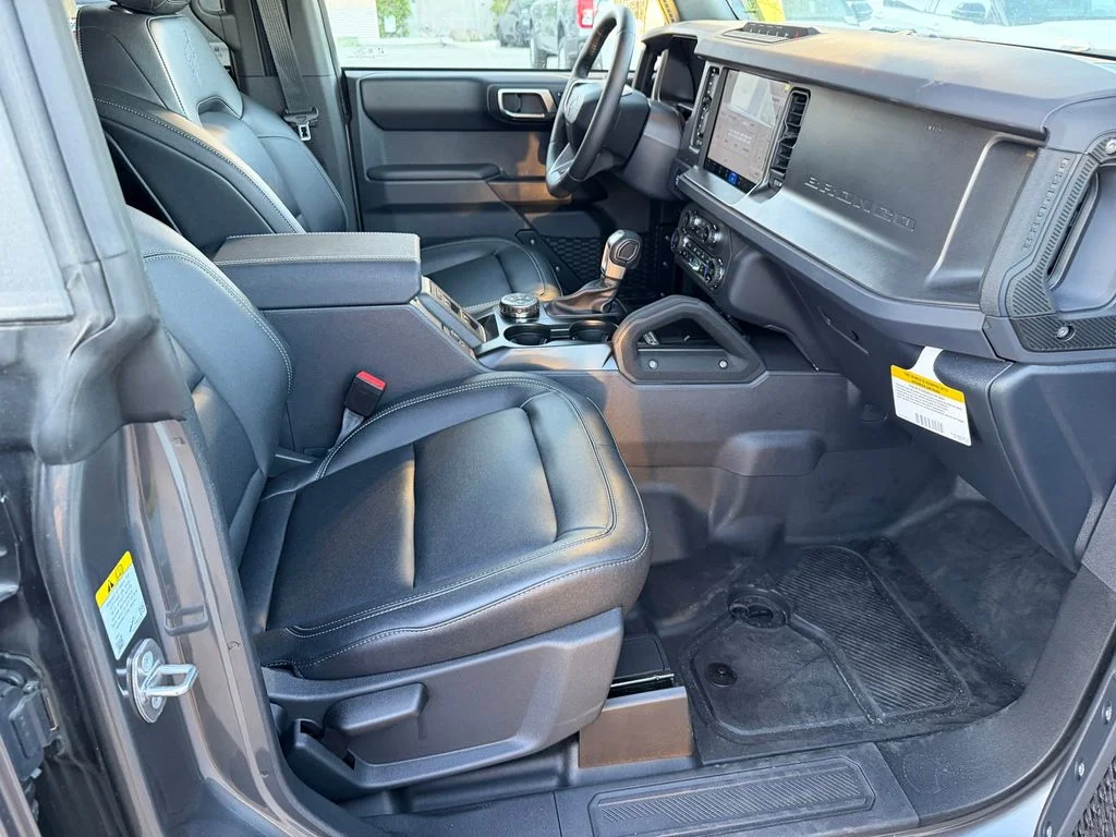2025 Ford Bronco 4-Door Badlands - Photo 8