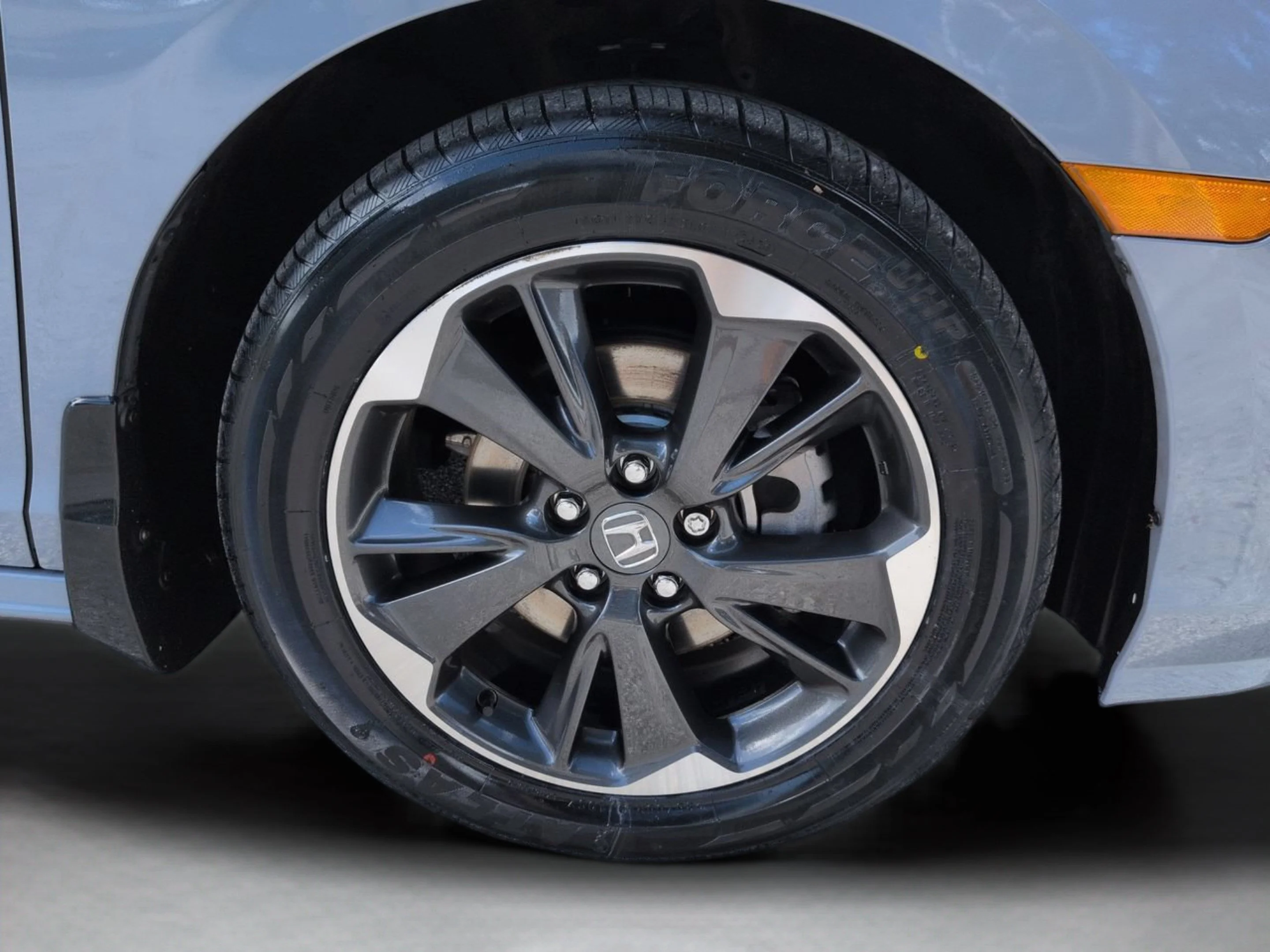 Used 2024 Lunar Silver Metallic Honda Elite image 13