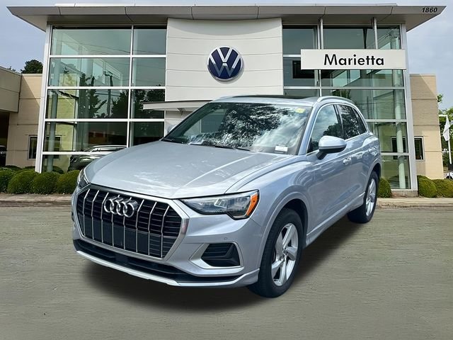 2019 Audi Q3 45 TFSI Premium quattro's photo
