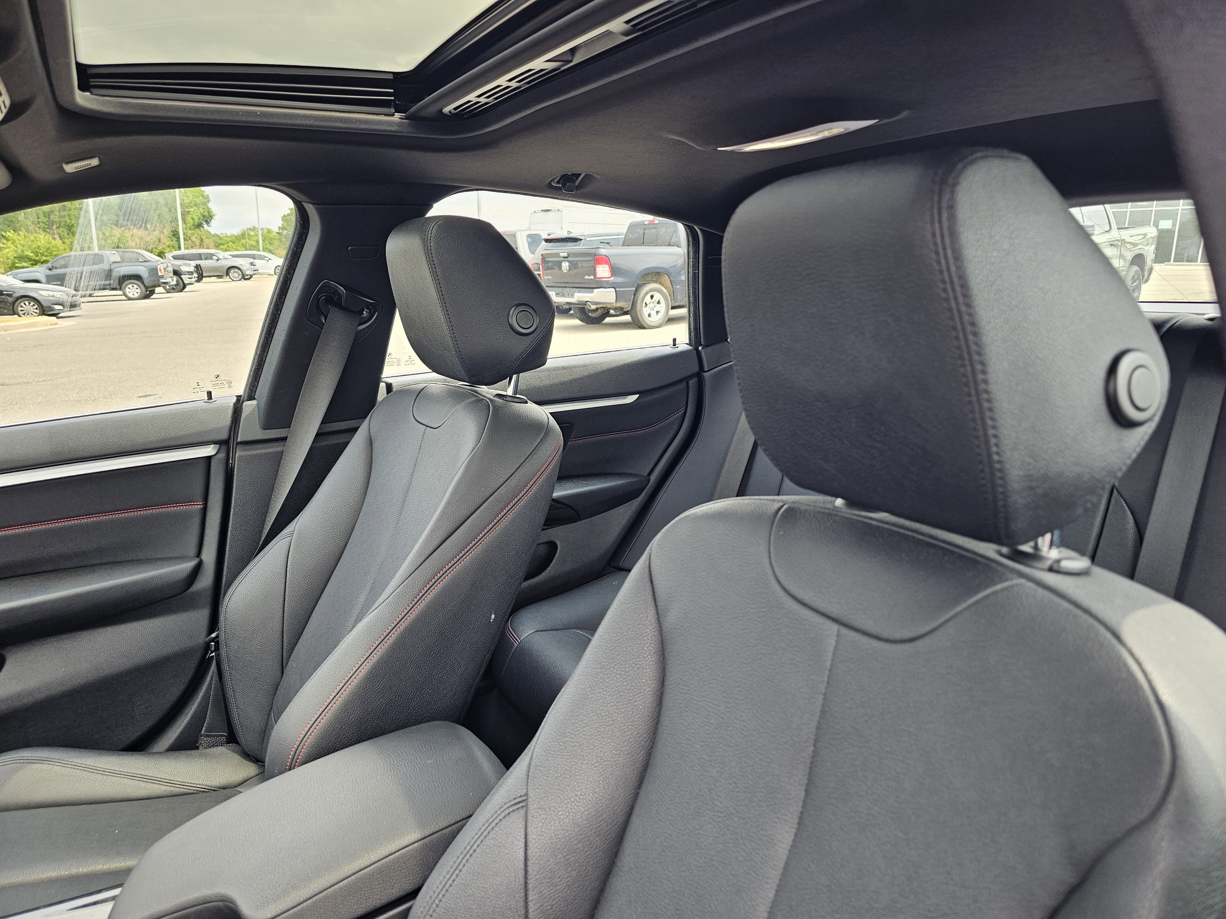 Used 2019 Jet Black BMW 430i xDrive image 16