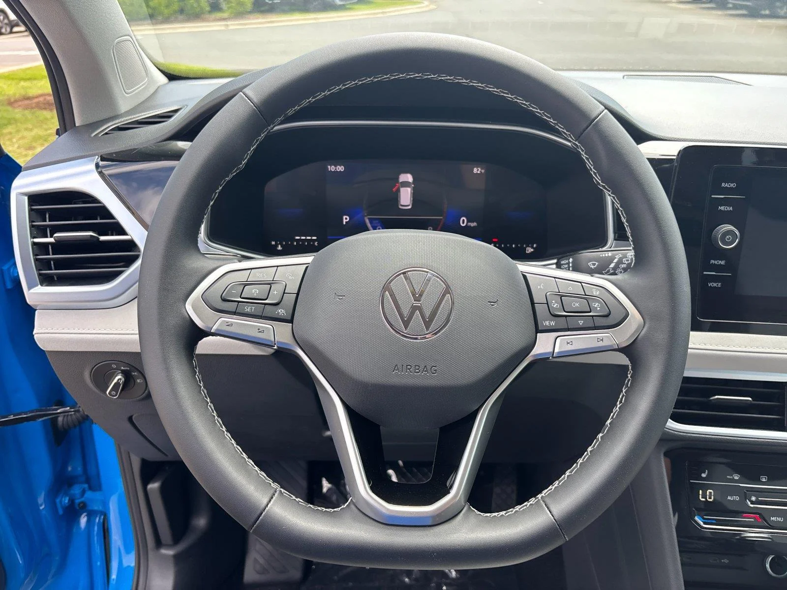 New 2026 Cornflower Blue Volkswagen SE image 18