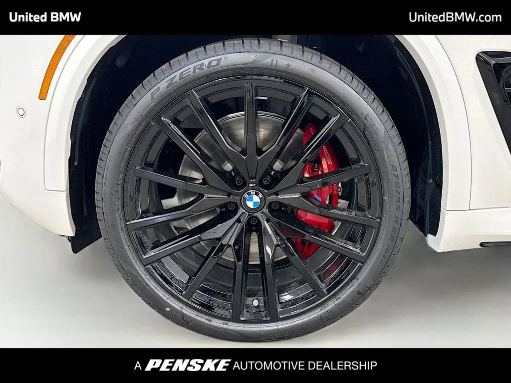 New 2026 Alpine White BMW M60i image 2