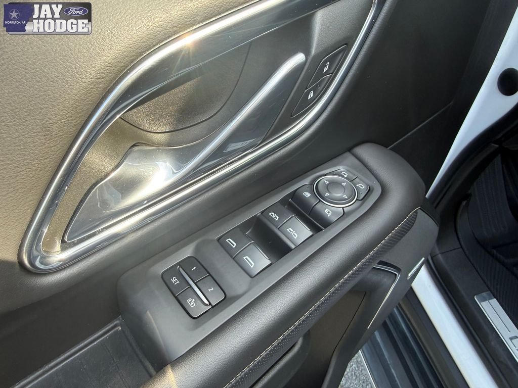 Used 2023 White Chevrolet Premier image 15