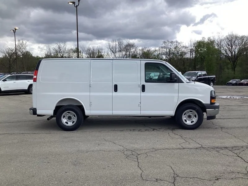 2026 Chevrolet Express Cargo Work Van - Photo 8