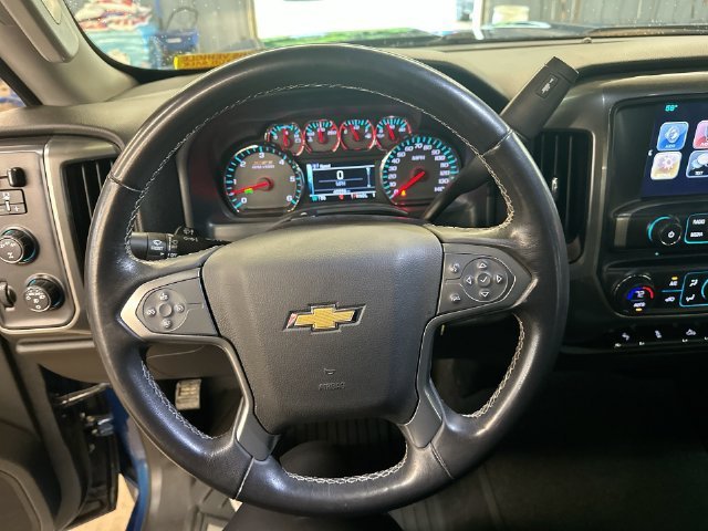 Used 2019 DEEP OCEAN BLUE METALLIC Chevrolet LT image 14