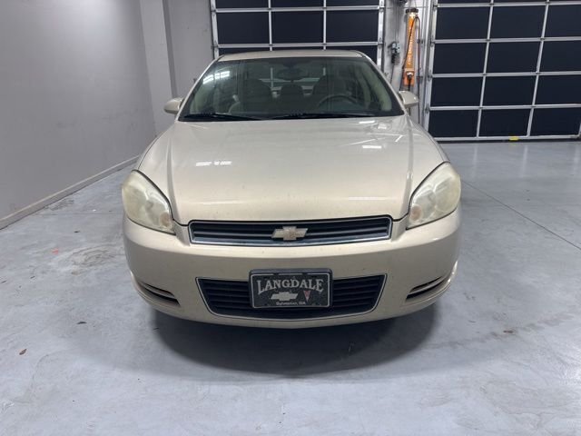 Used 2010 Gold Chevrolet LS image 3