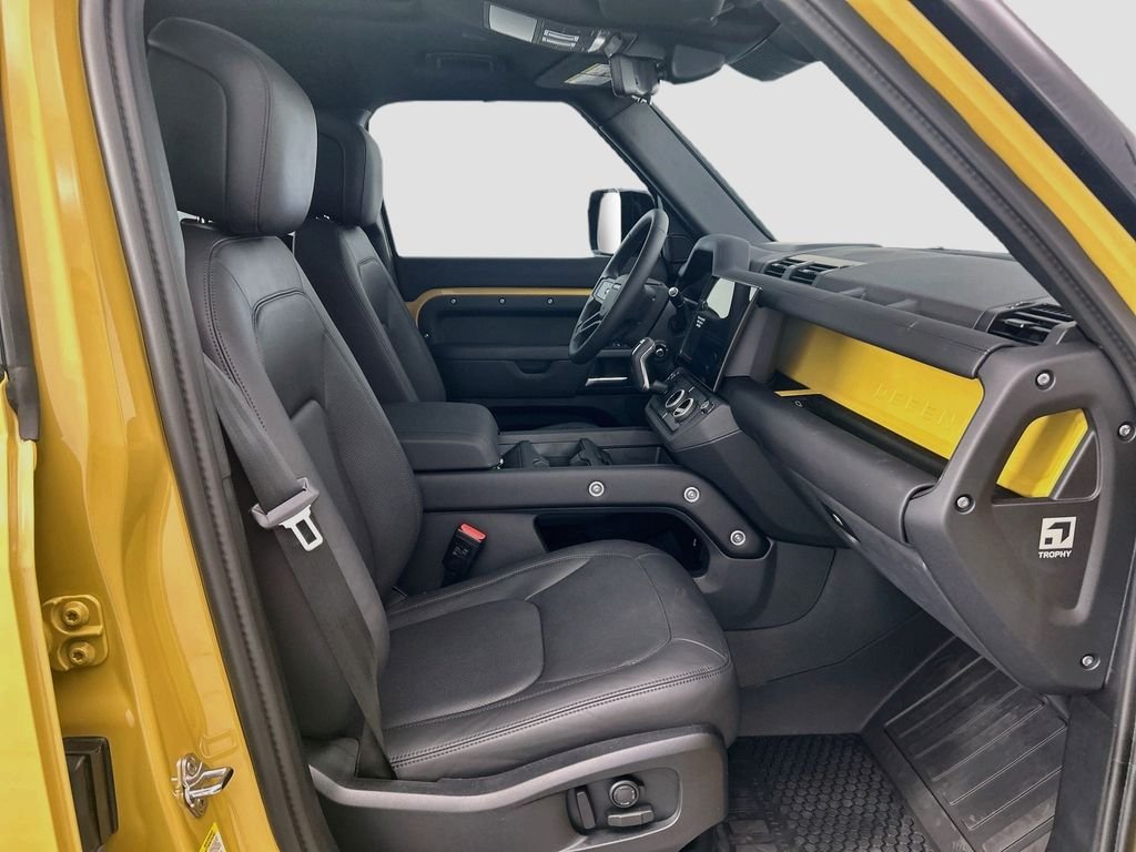 Used 2026 Deep Sandglow Yellow Metallic Land Rover Trophy Edition Deep Sandglow image 19