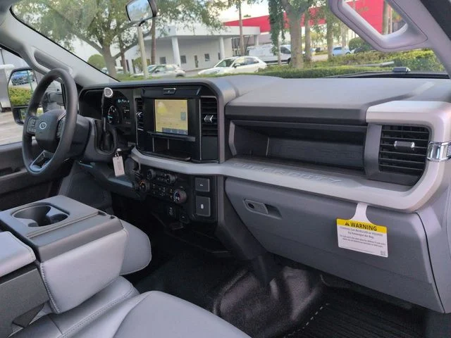 New 2026 Oxford White Ford F-450® XL image 14